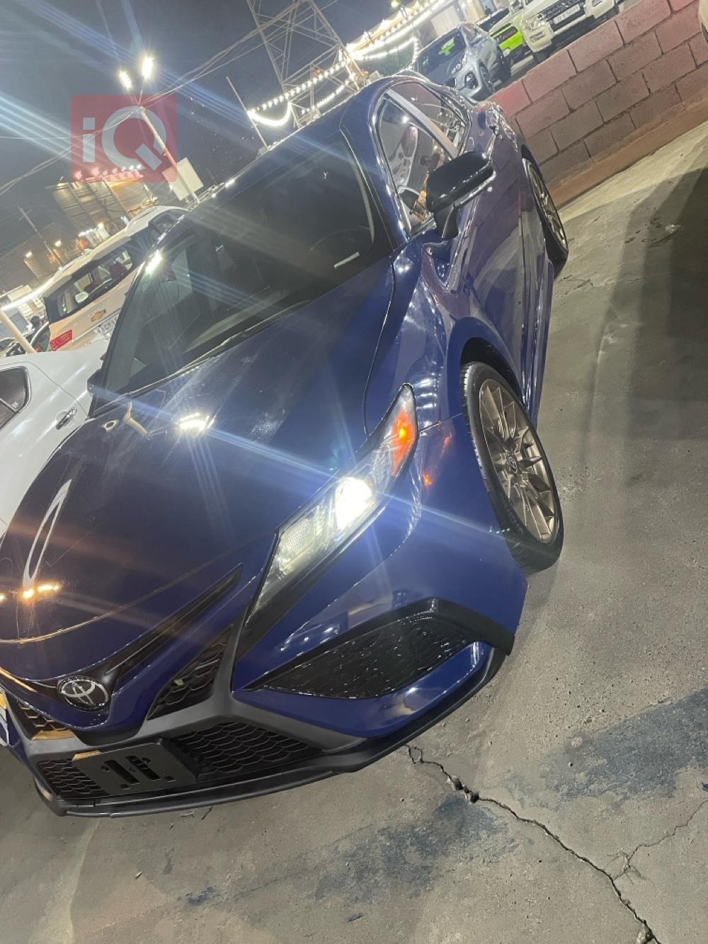 تۆیۆتا کامری